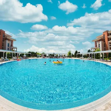 Appartamento Beachfront 1br In Prestige By Flat Manаger 4*